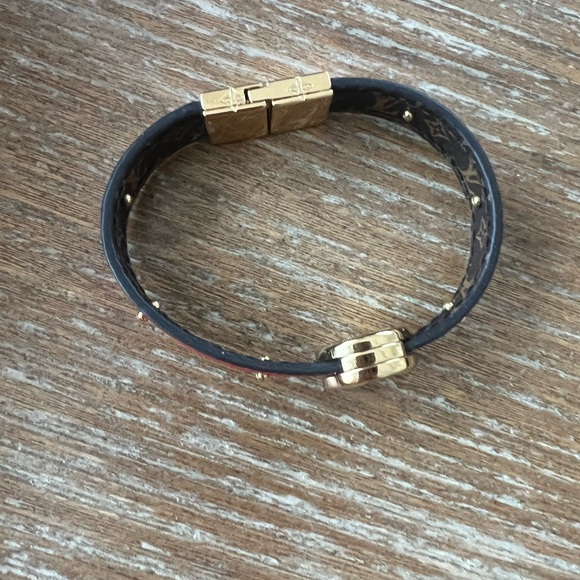 Louis Vuitton rouge and brown momogram bracelet like new - Picture 8 of 11
